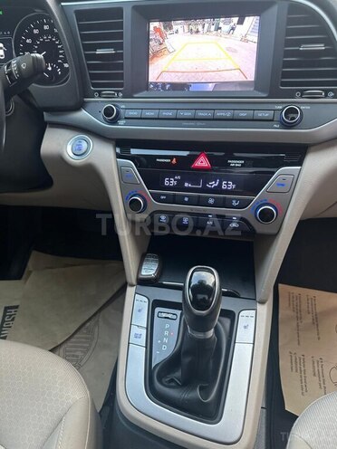 Hyundai Elantra 2017, 92,000 km - 2.0 л - Bakı