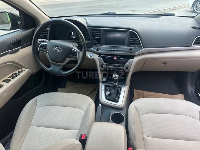Hyundai Elantra 2017, 92,000 km - 2.0 л - Bakı