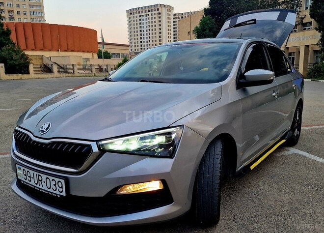 Skoda Rapid 2021, 80,000 km - 1.6 л - Bakı