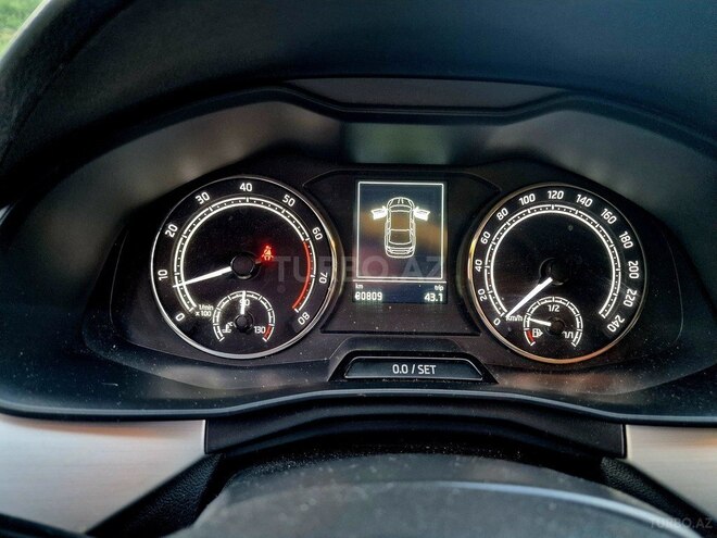 Skoda Rapid 2021, 80,000 km - 1.6 л - Bakı