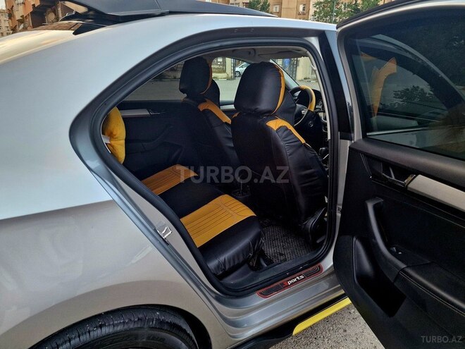 Skoda Rapid 2021, 80,000 km - 1.6 л - Bakı