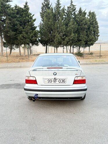 BMW 318 1997, 380,000 km - 1.8 l - Bakı