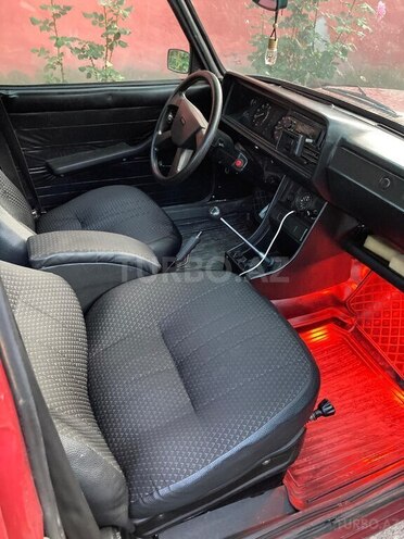LADA (VAZ) 2107 2003, 79,998 km - 1.6 l - Qax
