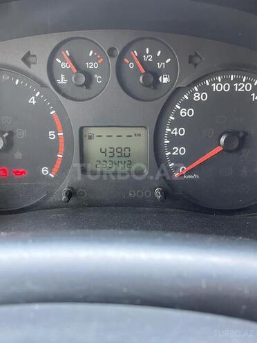 Ford Transit 2010, 223,442 km - 2.2 л - Bakı