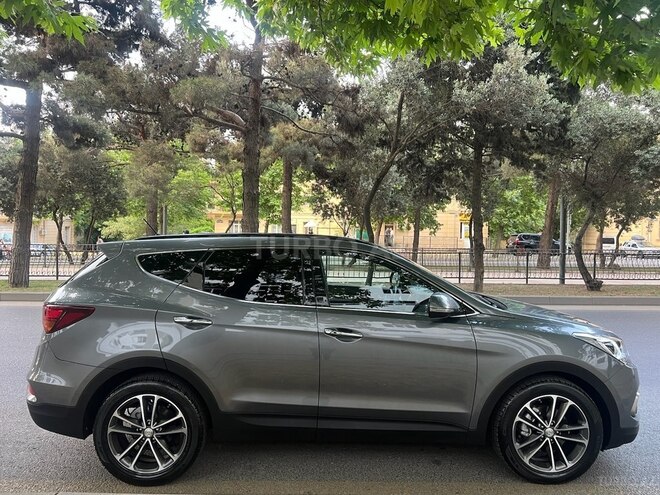 Hyundai Santa Fe-4