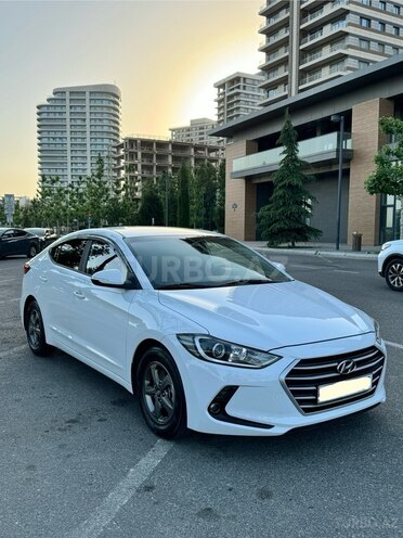 Hyundai Avante 2016, 200,146 km - 2.0 l - Bakı