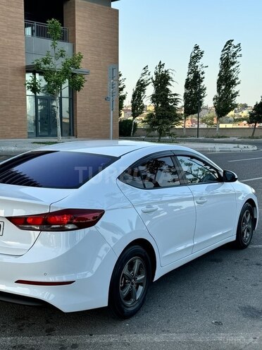 Hyundai Avante 2016, 200,146 km - 2.0 l - Bakı