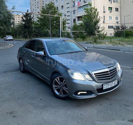 Mercedes E 220 d 2009, 297,000 km - 2.2 l - Bakı