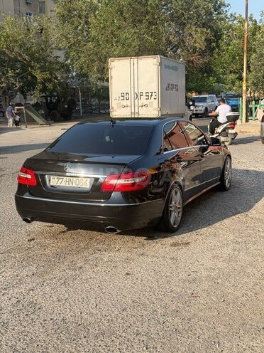 Mercedes E 220 d 2009, 310,000 km - 2.2 л - Bakı