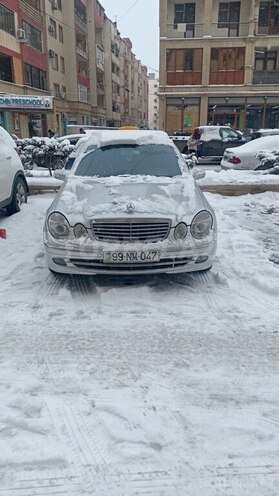 Mercedes E 270 2002, 518,062 km - 2.7 l - Bakı
