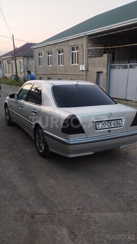 Mercedes C 220 1995, 364,581 km - 2.2 l - Qazax