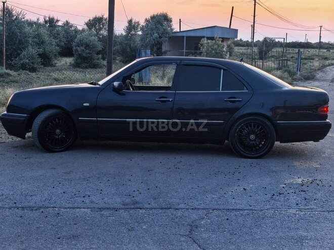 Mercedes E 230 1996, 310,412 km - 2.3 л - İmişli