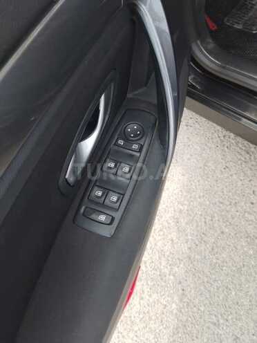 Renault Laguna-14