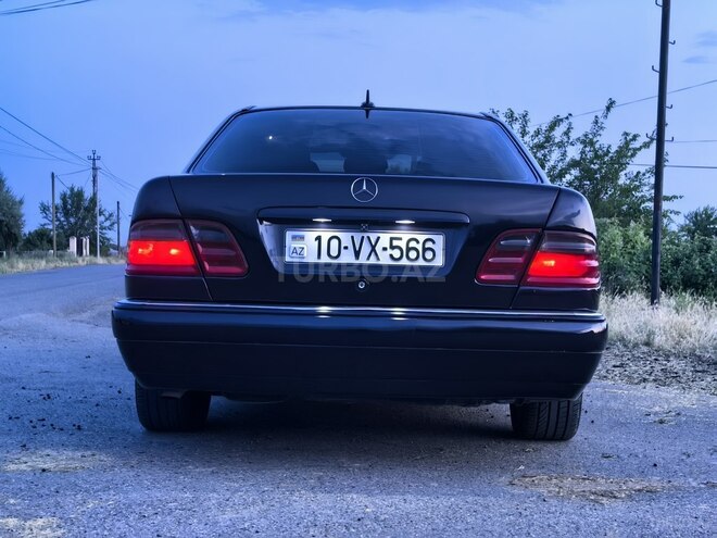 Mercedes E 230 1996, 310,412 km - 2.3 л - İmişli