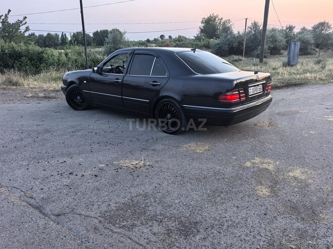 Mercedes E 230 1996, 310,412 km - 2.3 л - İmişli