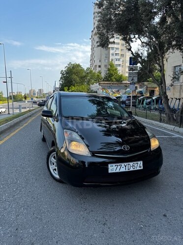 Toyota Prius-1