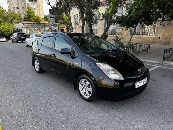 Toyota Prius-3