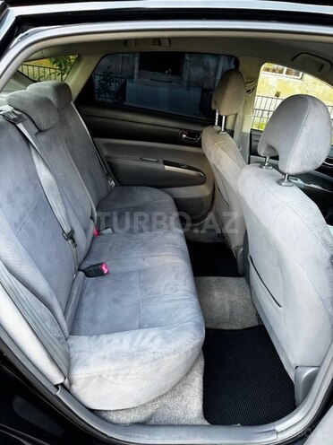 Toyota Prius-12