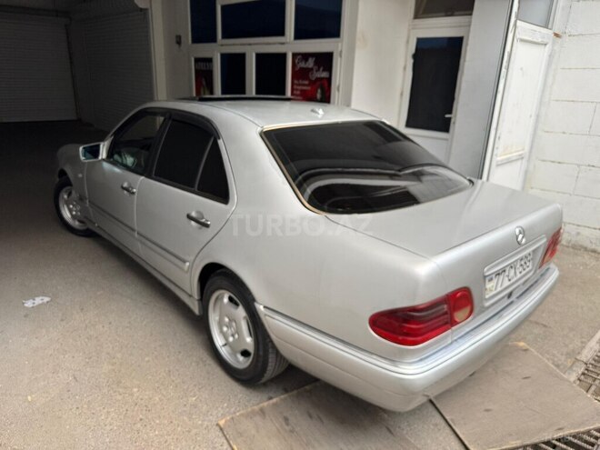 Mercedes E 220 d 1998, 329,000 km - 2.2 l - Bakı
