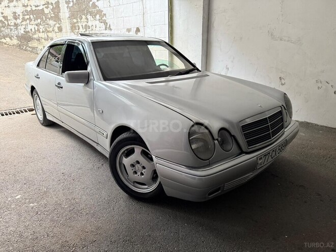 Mercedes E 220 d 1998, 329,000 km - 2.2 l - Bakı
