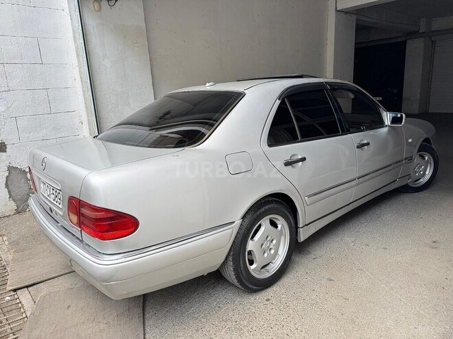 Mercedes E 220 d 1998, 329,000 km - 2.2 l - Bakı