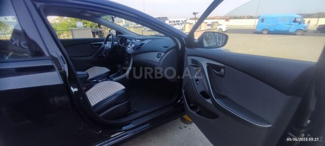 Hyundai Elantra 2015, 128,748 km - 1.8 l - Bakı