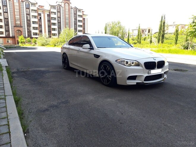 BMW 528 2013, 228,000 km - 2.0 l - Zaqatala