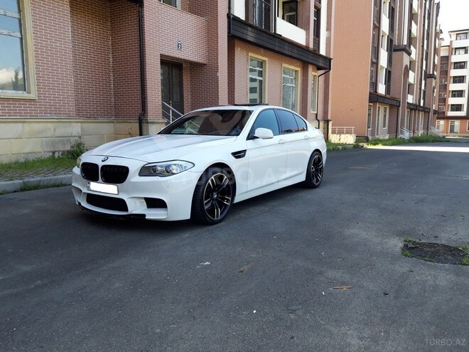 BMW 528 2013, 228,000 km - 2.0 l - Zaqatala
