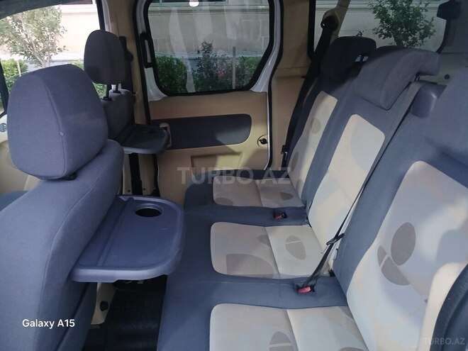 Ford Tourneo Connect 2008, 290,123 km - 1.8 l - Bakı