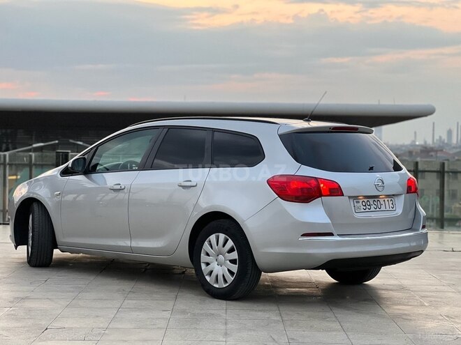 Opel Astra 2015, 192,100 km - 1.4 l - Bakı