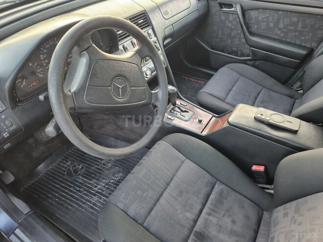 Mercedes C 230 1997, 286,000 km - 2.3 л - Gəncə