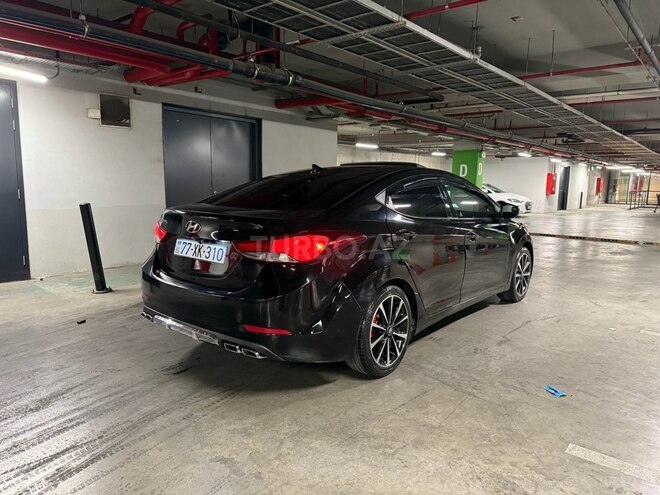 Hyundai Elantra 2015, 135,000 km - 1.8 l - Bakı