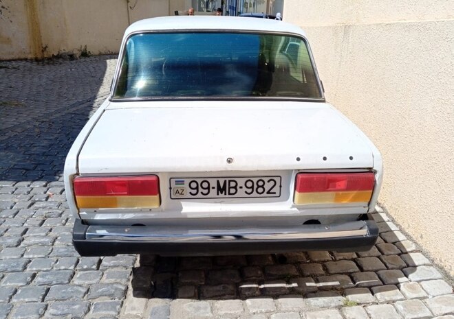 LADA (VAZ) 2107 2001, 80,000 km - 1.6 л - Bakı