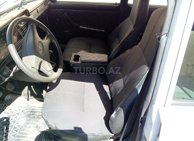 LADA (VAZ) 2107 2001, 80,000 km - 1.6 л - Bakı