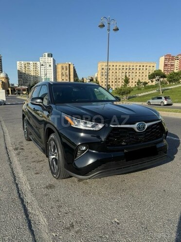 Toyota Highlander 2022, 70,000 km - 2.5 l - Bakı
