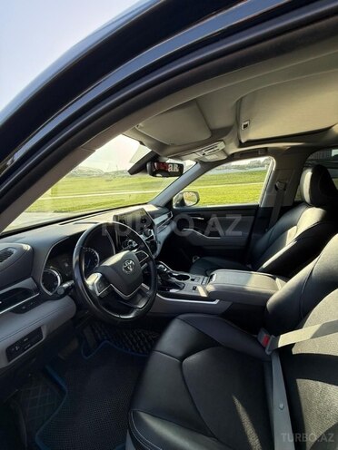 Toyota Highlander 2022, 70,000 km - 2.5 l - Bakı