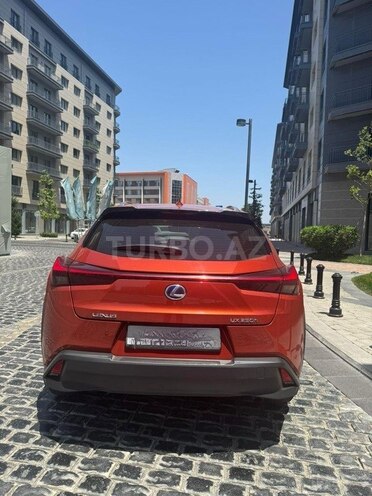 Lexus UX 250h 2022, 60,000 km - 2.0 l - Bakı