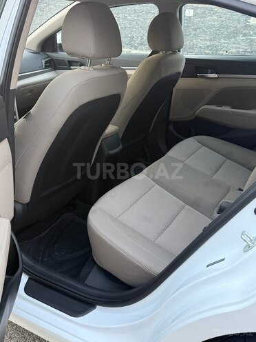 Hyundai Elantra 2019, 153,000 km - 2.0 l - Bakı