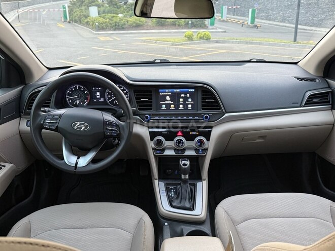 Hyundai Elantra 2019, 153,000 km - 2.0 l - Bakı