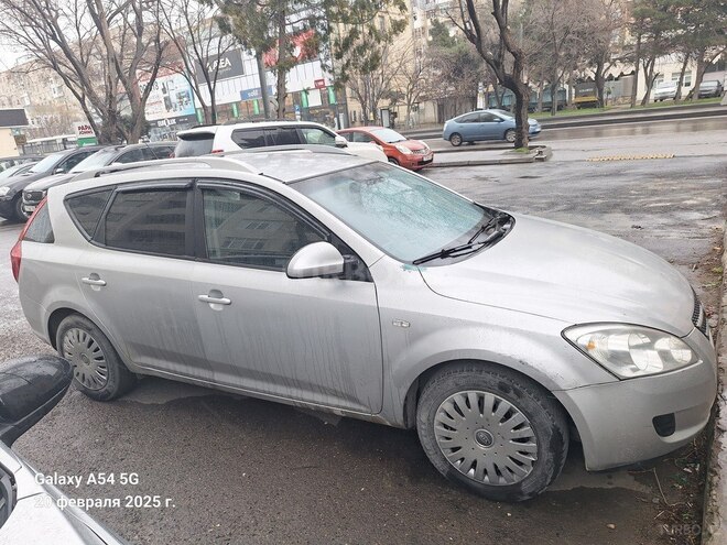 Kia Ceed 2009, 280,000 km - 1.6 л - Bakı