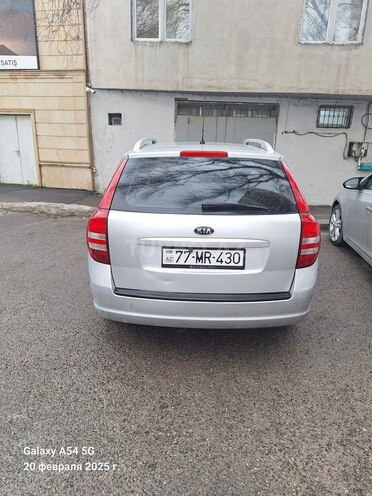 Kia Ceed 2009, 280,000 km - 1.6 л - Bakı