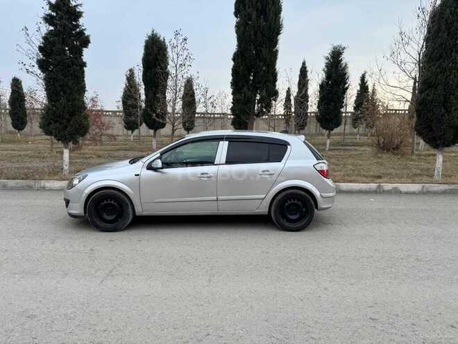 Opel Astra 2005, 172,000 km - 1.4 l - Gəncə