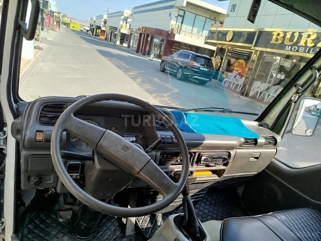 Isuzu NKR 55 E 2008, 250,000 km - 2.8 л - Bakı