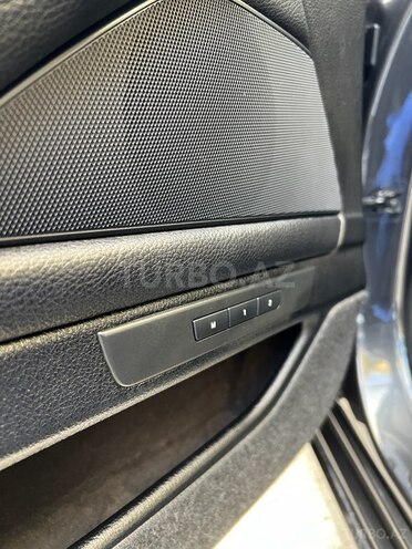 BMW 520 2012, 215,000 km - 2.0 l - Bakı