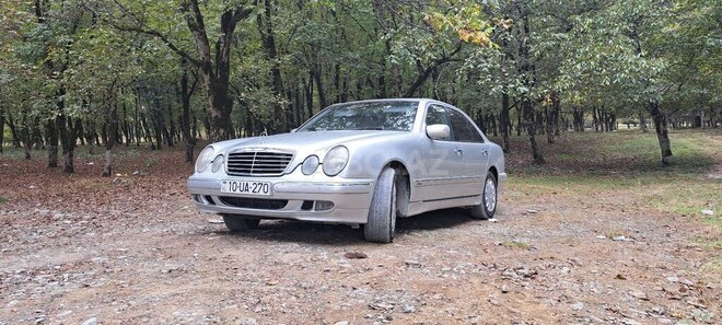 Mercedes E 270 2001, 380,025 km - 2.7 l - Ağdaş