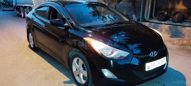 Hyundai Elantra 2011, 273,588 km - 1.8 l - Bakı
