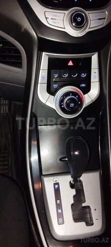 Hyundai Elantra 2011, 273,588 km - 1.8 l - Bakı