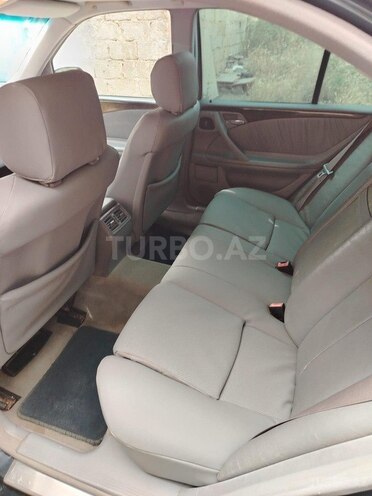 Mercedes E 240 2000, 308,000 km - 2.6 l - Bakı