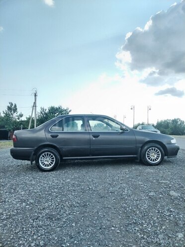 Nissan Sunny 1998, 655,000 km - 1.6 l - Qəbələ