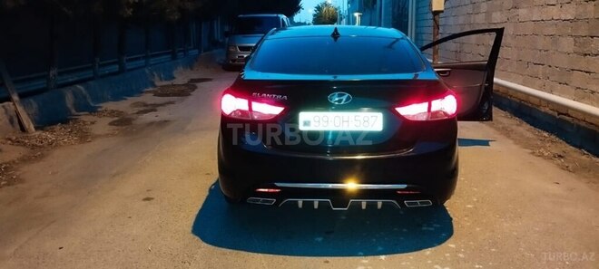 Hyundai Elantra 2011, 273,588 km - 1.8 l - Bakı